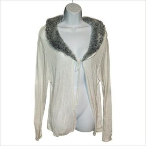 Women's Cream Sweater with Faux Fur Collar 1XL